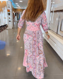 Julie – Boheme maxikjole med blomsterprint og V-udskæring