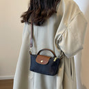 Sophia - Stilfuld mini crossbody taske med lynlås og krog