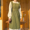 Lilly - Elegant flæseforklæde med justerbare bånd og