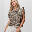 Lily – Moderne vest med flæsedetaljer og leopardprint