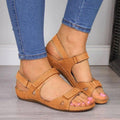Nova - Behagelige sandaler med justerbare remme for en
