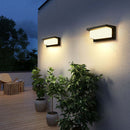 SmartGlow - Væglampe med bevægelsessensor, LED og vandtæt