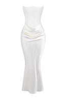 Clara - Flatterende korset-maxikjole