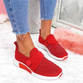 Naina - Slip-on sneakers med polstret sål og justerbar rem