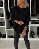 Lily – Oversized sweater med rund hals og dekorative knapper
