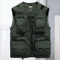 Lightweight men's outdoor vest with multiple pockets