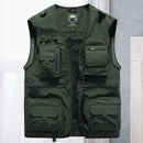 Lightweight men's outdoor vest with multiple pockets