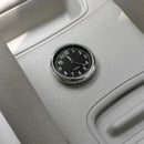 TimeFix – Elegant mini-dashboardur med analog urskive