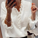 Dame Bluse med Flæsefront og Dekorative Knapper