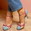 Isabella – Pumps med rund tå og justerbar rem
