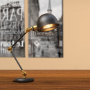 FlexiGlow - Bordlampe med drejearm & justerbart drejeled