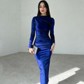 Lily er en dejlig lang Bodycon-kjole med lange ærmer og en