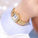 Mila - Firkantet urskive med funklende krystaldetaljer