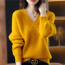 Dame V-hals ribstrikket sweater