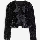 Anaya elegant cropped top med lange ærmer og sløjfedetaljer
