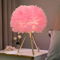 FeatherLuxe - Lampe med fjerdesign og blød varm belysning