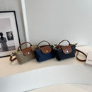 Sophia - Stilfuld mini crossbody taske med lynlås og krog