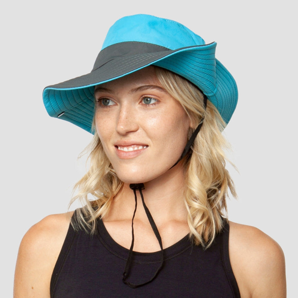 Naina - Robust solhat med bred skygge