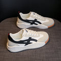 Isla letvægts sneakers med slidstærk sål og rund tå design