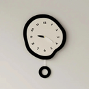 CalmTick - Moderne lydløst vægur med kunstnerisk