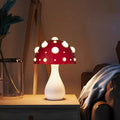 LuxLume - LED-bordlampe med svampeformet skærm
