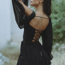 Liana elegant kjole med svaj, dyb V-hals og transparente