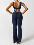Stilfuld - Tætsiddende jumpsuit fra Nikki