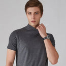 Theo - Kortærmet t-shirt med høj hals og slim fit
