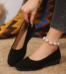 Veda – Stilfulde Kile Sko med Klassisk Afrundet Tå