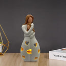 LumiAmor - ELED lysholder med mor-datter statue