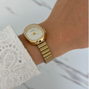 Greta – Klassisk designur med justerbar rem og vandafvisende design