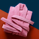 Lena lang morgenkåbe med bælte, sjalkrave og forlommer