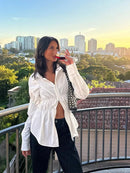 Julia V-hals ternet bluse