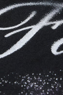 Laila - Stilfuld oversized T-shirt med grafisk print og
