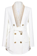 Elegant blazer fra Samantha med reverskrave og knaplukning