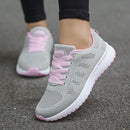 Dina casual sneakers med let sål og afslappet pasform