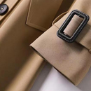 Karen - Moderne trenchcoat med bælte i taljen og lange ærmer