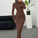 Lily er en dejlig lang Bodycon-kjole med lange ærmer og en
