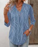 PrintedElegance - Top med V udskæring og knapper