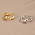 Frances bølgeinspireret ring