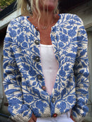 Hannah - Blød blomstret cardigan med knaplukning og