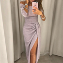 Dame off-shoulder ruched midi kjole