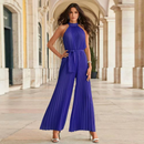 Selene - Plisseret halterneck jumpsuit med bælte i taljen