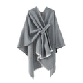 Anice poncho med wrap-model og åben front