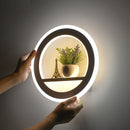 LumeCircle – Moderne Rund Væglampe med Indbygget Hylde