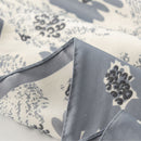 Claire – Moderne tørklæde med unikke blomsterprint