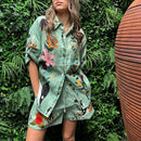 Idina - Dame casual sæt med printet bluse + shorts