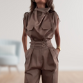Ava - Ærmeløs stilfuld jumpsuit med taljebælte