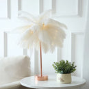 FeatherGlow - Stilfuld strudse-natlampe med rosaguld base
