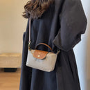 Sophia - Stilfuld mini crossbody taske med lynlås og krog